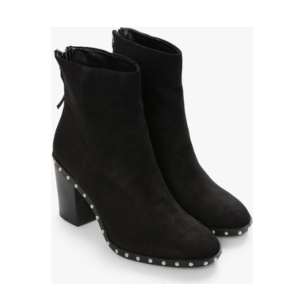Black Faux Suede Ankle Boots | MAKE ME AN OFFER 🤗